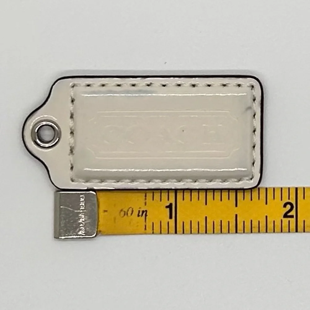 Coach Off White Patent Leather Purse Hangtag - Picture 7 of 8